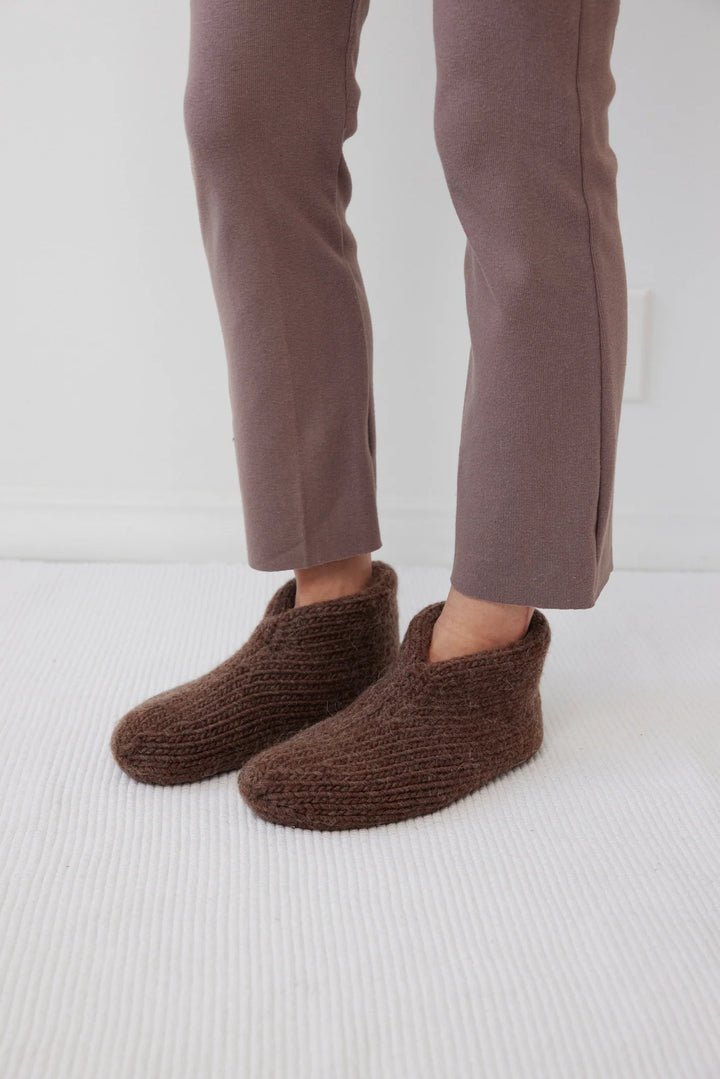 Wol Hide - Felted Slippers in Chestnut