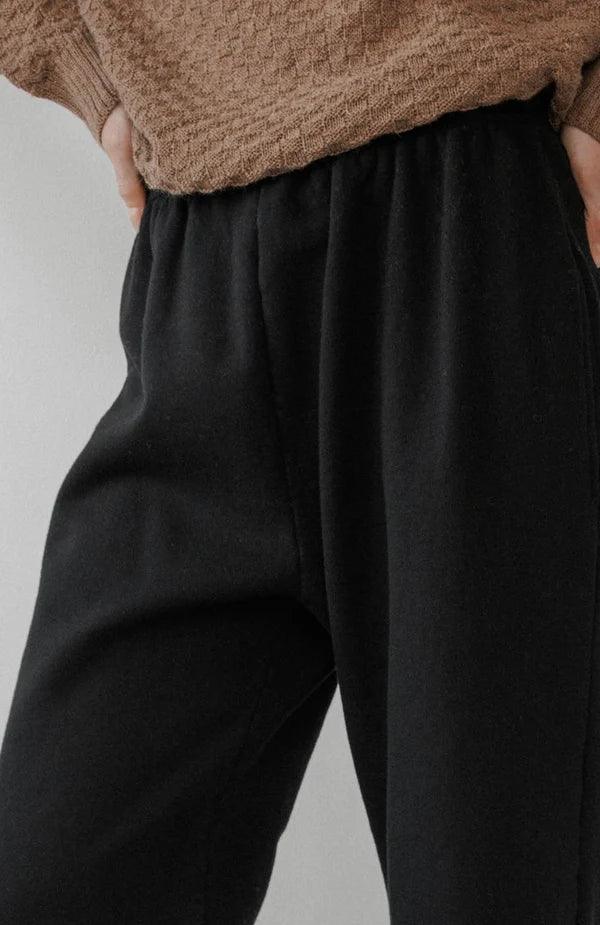 Wol Hide - Easy Sweatpant in Black