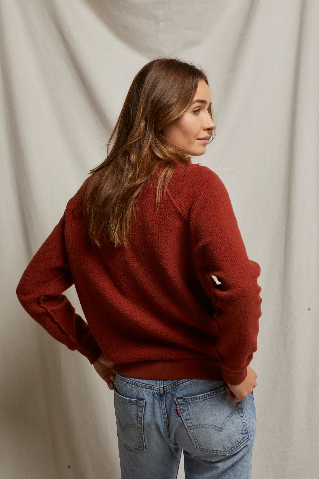 Perfect White Tee - Ziggy Reverse Fleece Shrunken Crewneck in Russet