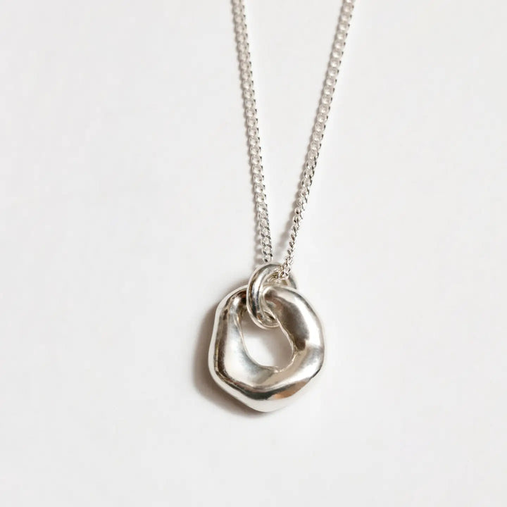 Wolf Circus Jewelry – Gigi Necklace in Silver