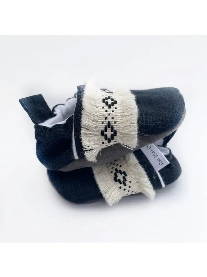 Gus Kids Co. – Boho Black Linen Floral Baby Shoes