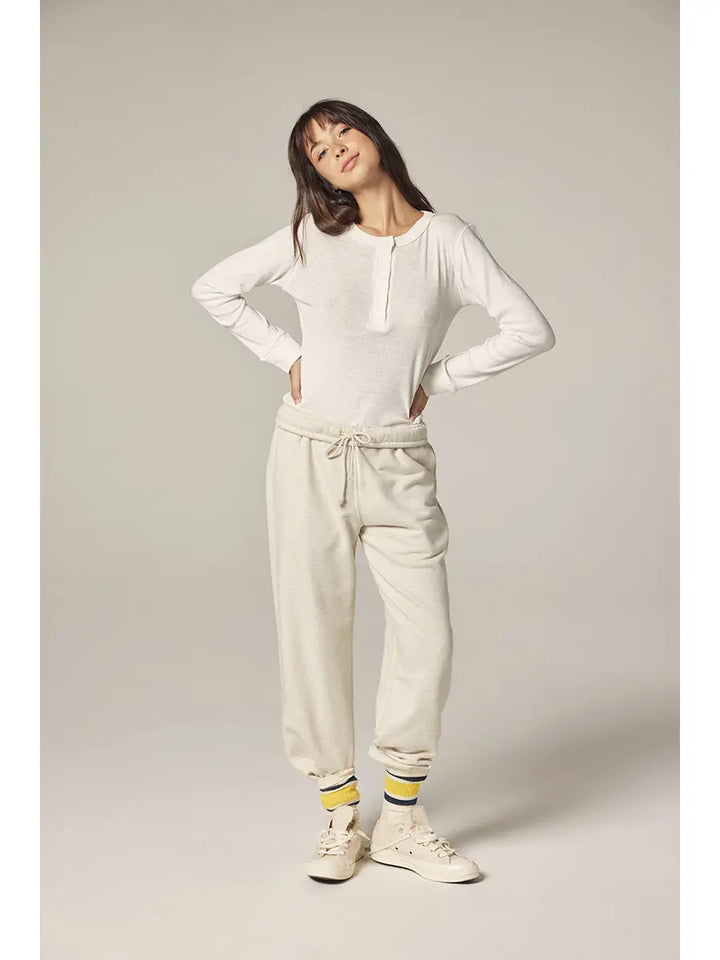 Amente – Long Sleeve Cotton Henry Top in White