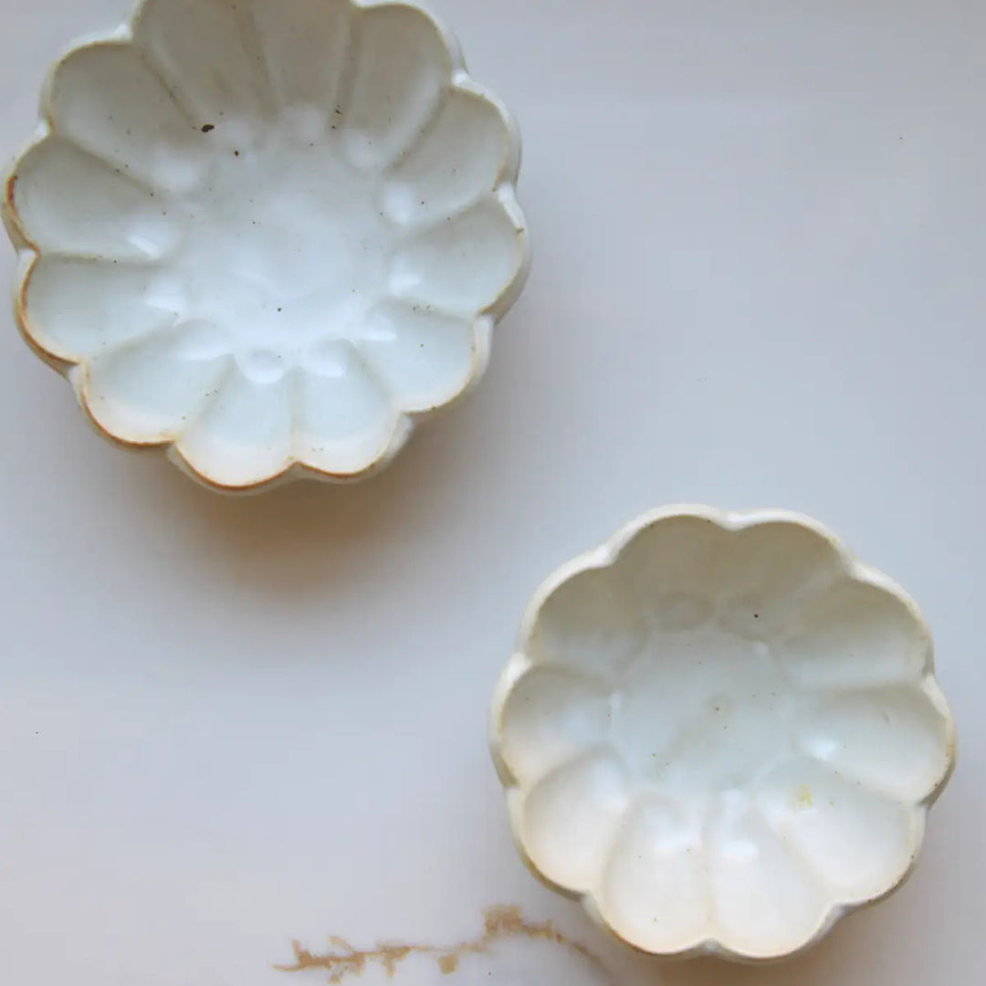Fodory - Large Flower Petal Pinch Bowl
