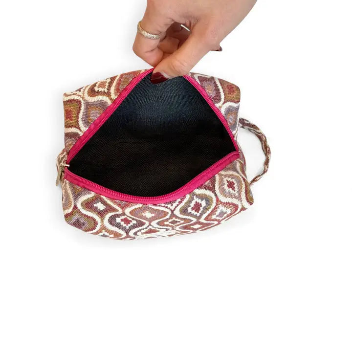 De La Mur Lines - Squared Makeup Bag in Onda