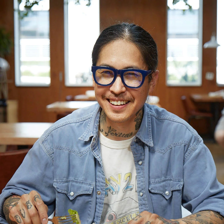 Caddis – D28 Reading Glasses in Minor Blues