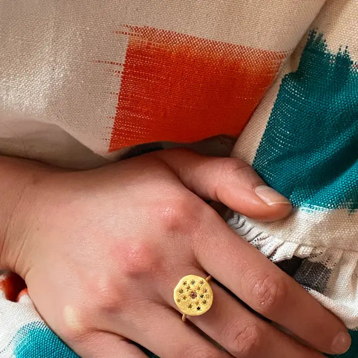 Sophie Deschamps Bijoux – Constellation Matt Ring in Gold