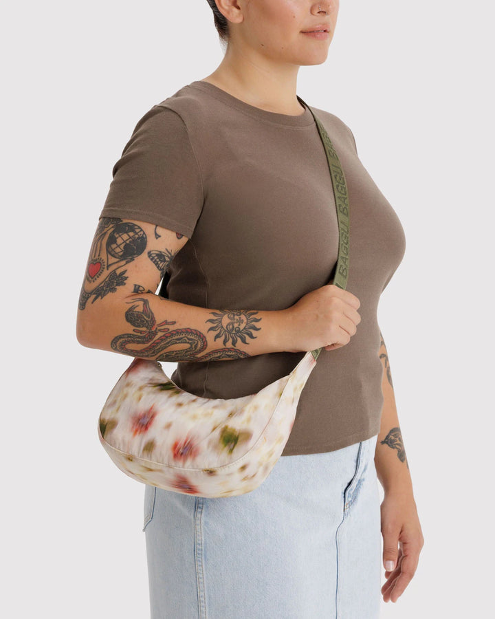 BAGGU - Small Nylon Crescent Bag in Abstract Floral