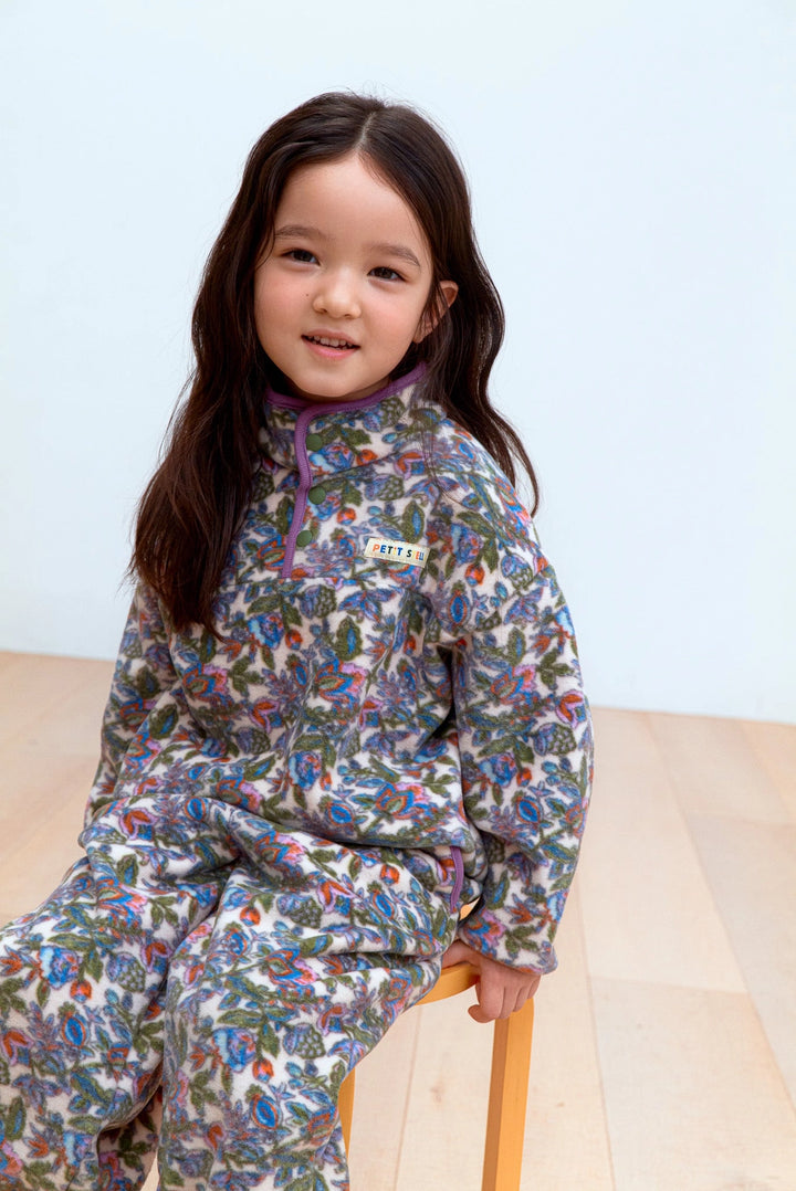 Petit Stella - Fleece Play Set in Garden