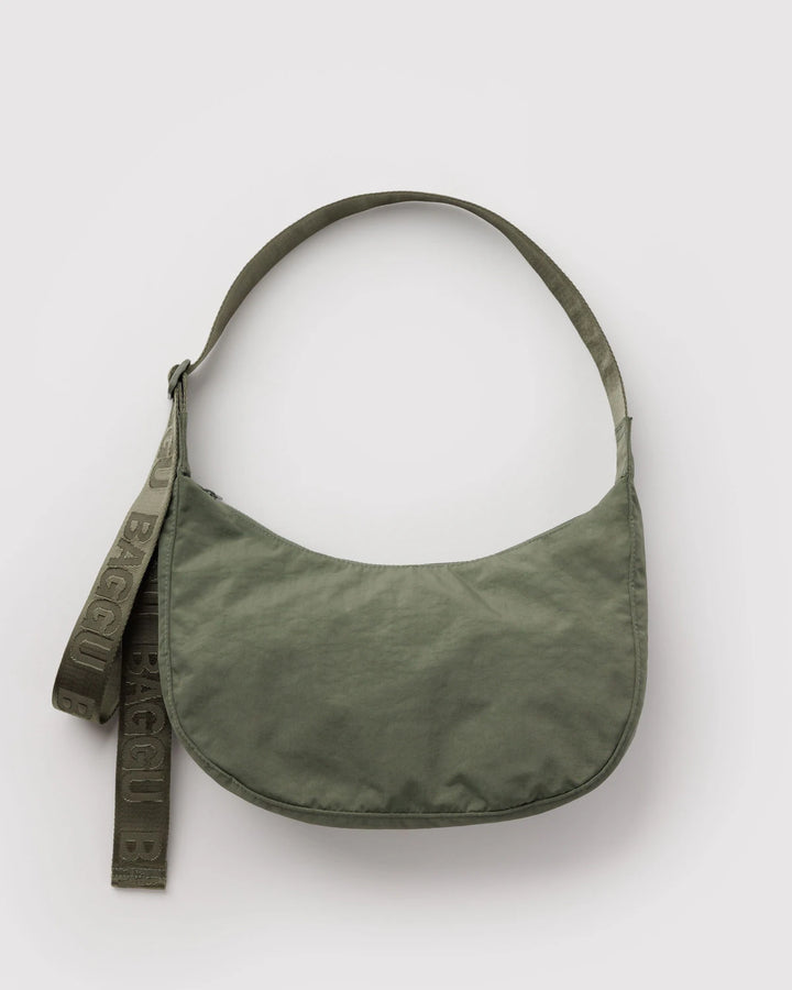 BAGGU - Medium Nylon Crescent Bag in Caper