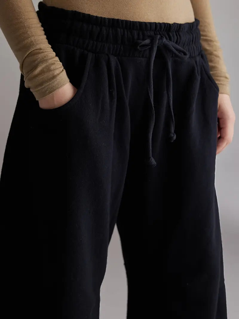 Amente – Barrel Sweat Pants in Black