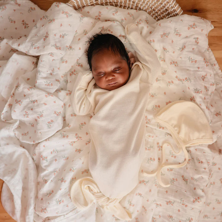 Mushie - Pink Flowers Organic Cotton Swaddle