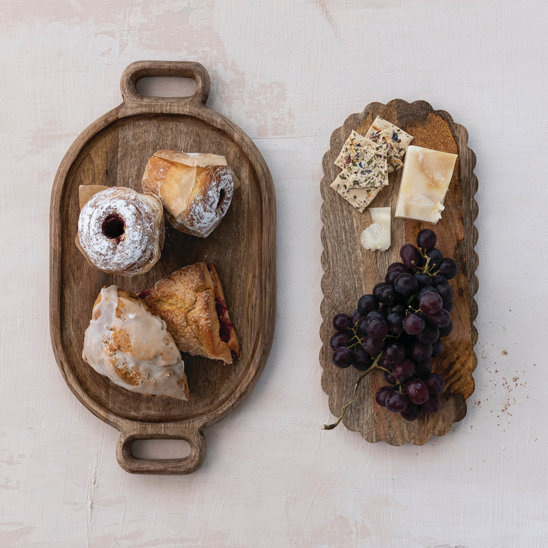 Oval Mango Wood Scallop Cheese Board