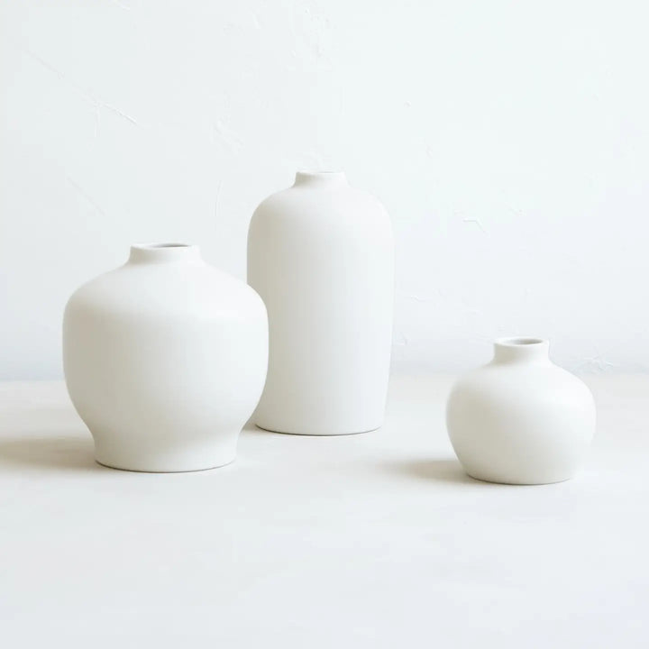 Floral Society – Ceramic Blossom Vase in Matte White