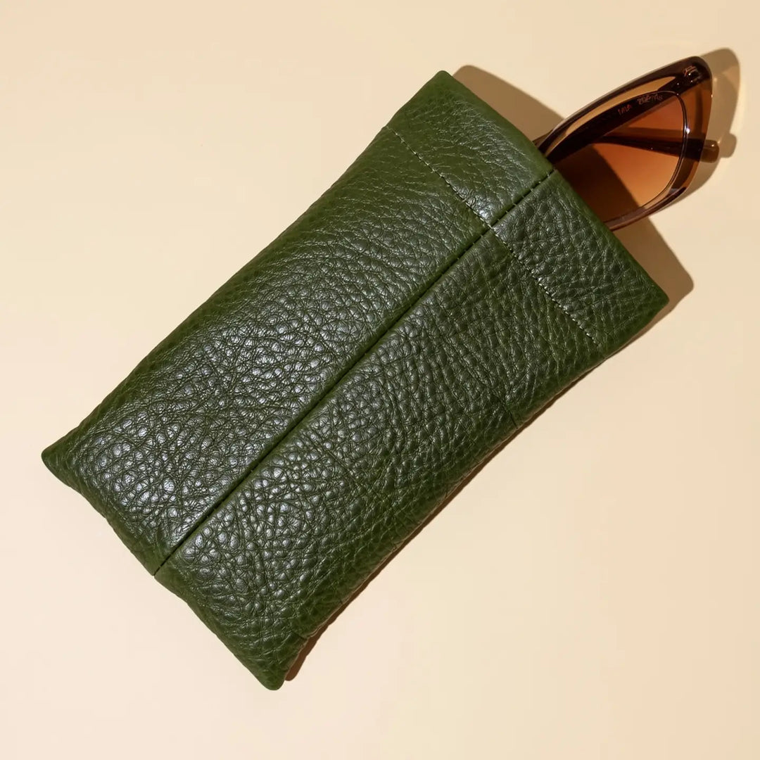 Primecut – Sunglasses Case in Olive Leather