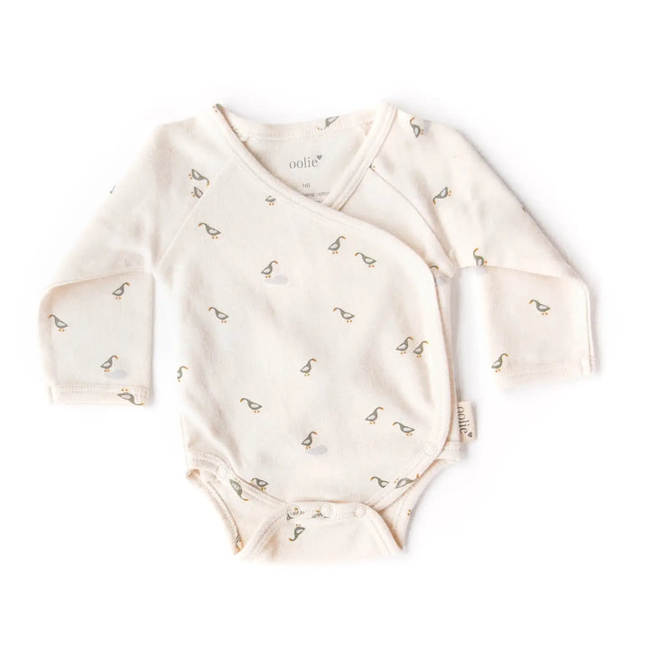 oolie – Organic Baby Wrap Bodysuit in Runner Ducks