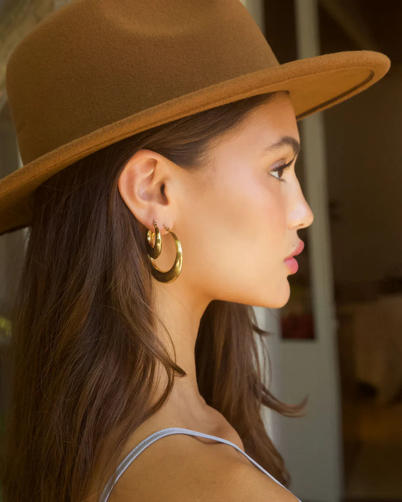 Jurate – Estelle Hoop Earrings