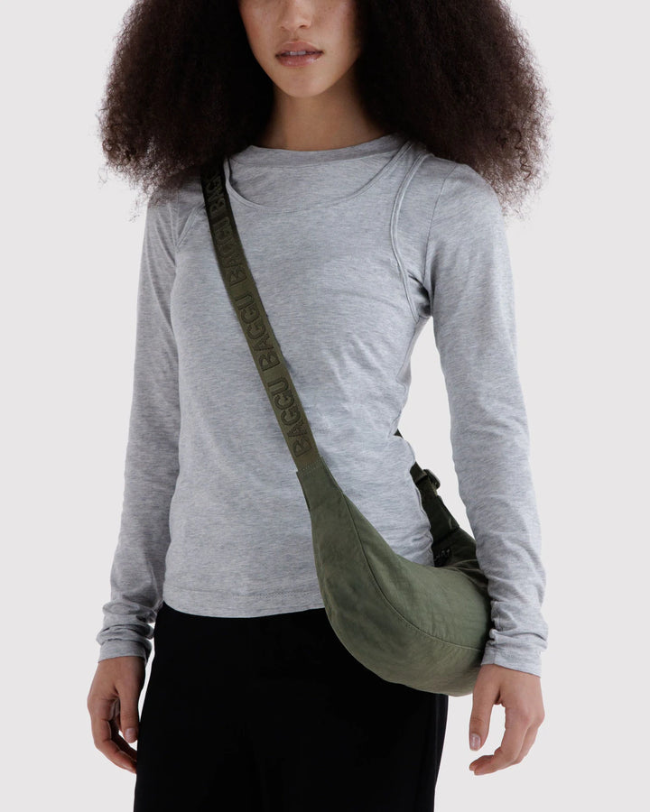 BAGGU - Small Nylon Crescent Bag in Caper