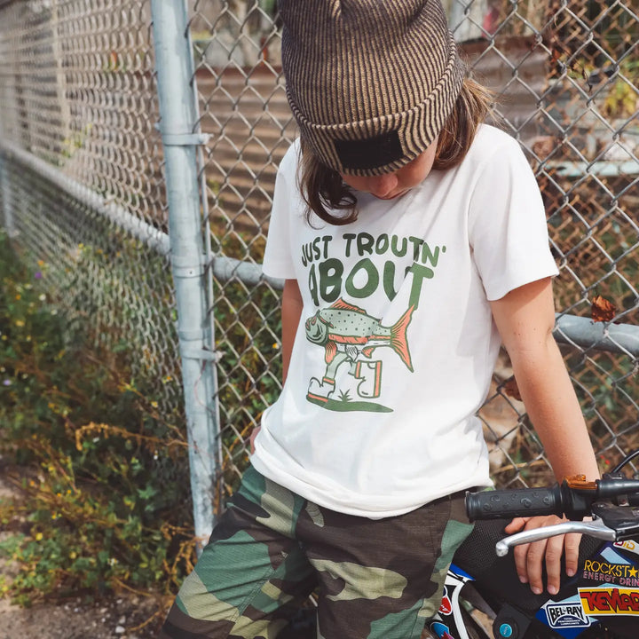 Tiny Whales – Troutin' About Short Sleeve Tee in Natural