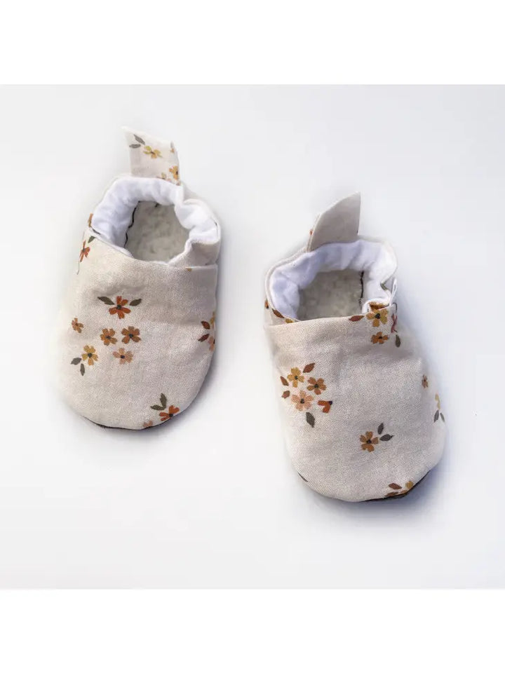 Gus Kids Co. – Dainty Floral Baby Shoes