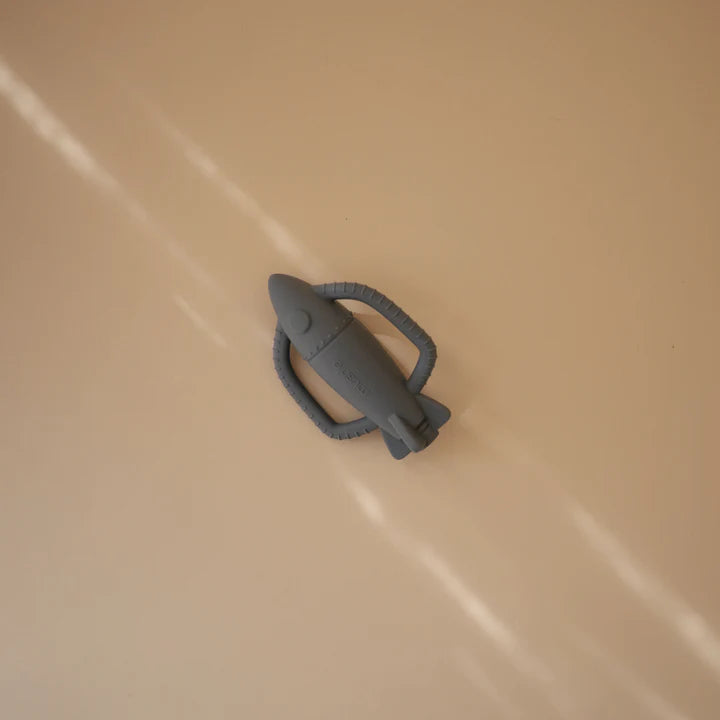 Mushie – Rocket Teether Rattle
