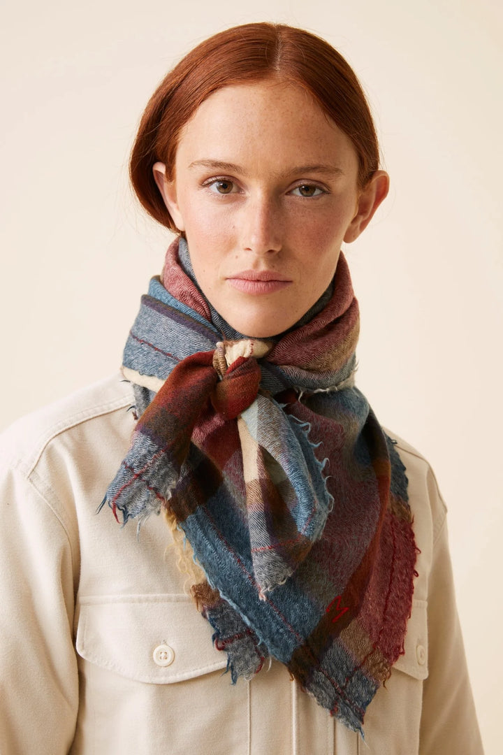 Moismont – Scarf No. 687 in Navy Blue