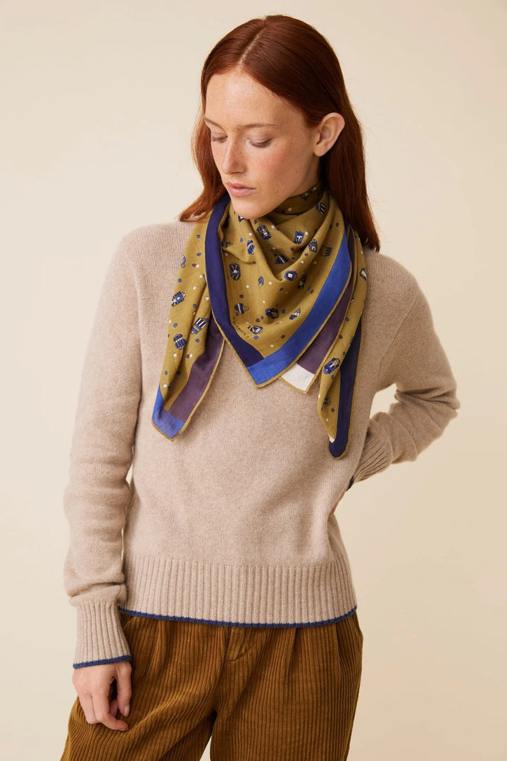 Moismont – Scarf No. 747 in Khaki