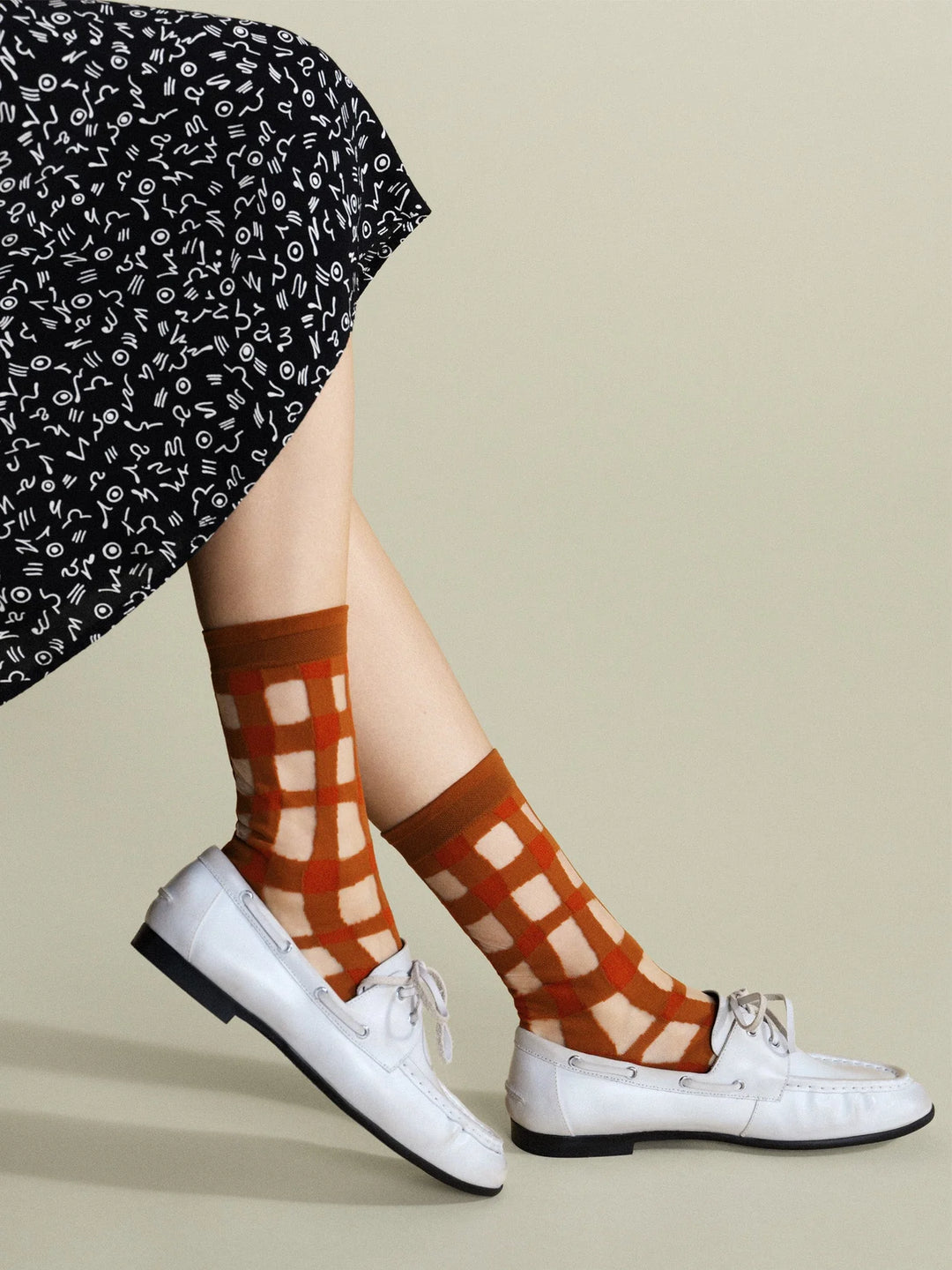 Hansel from Basel – Google Gingham Sheer Crew in Ochre