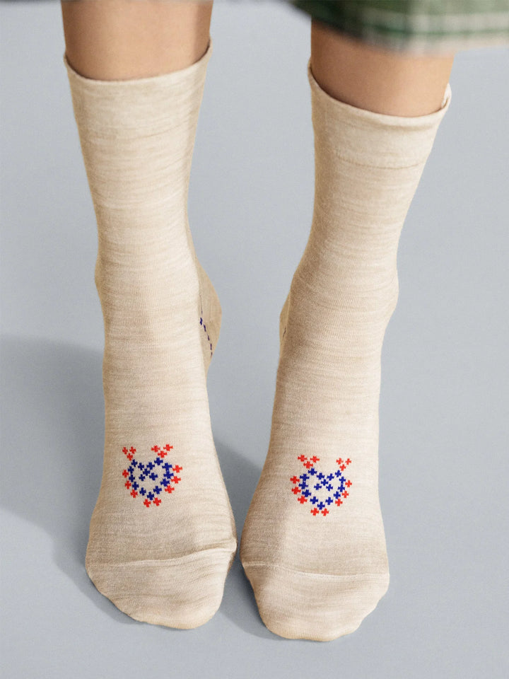 Hansel from Basel – Hearts Cross Stitch Crew in Ecru
