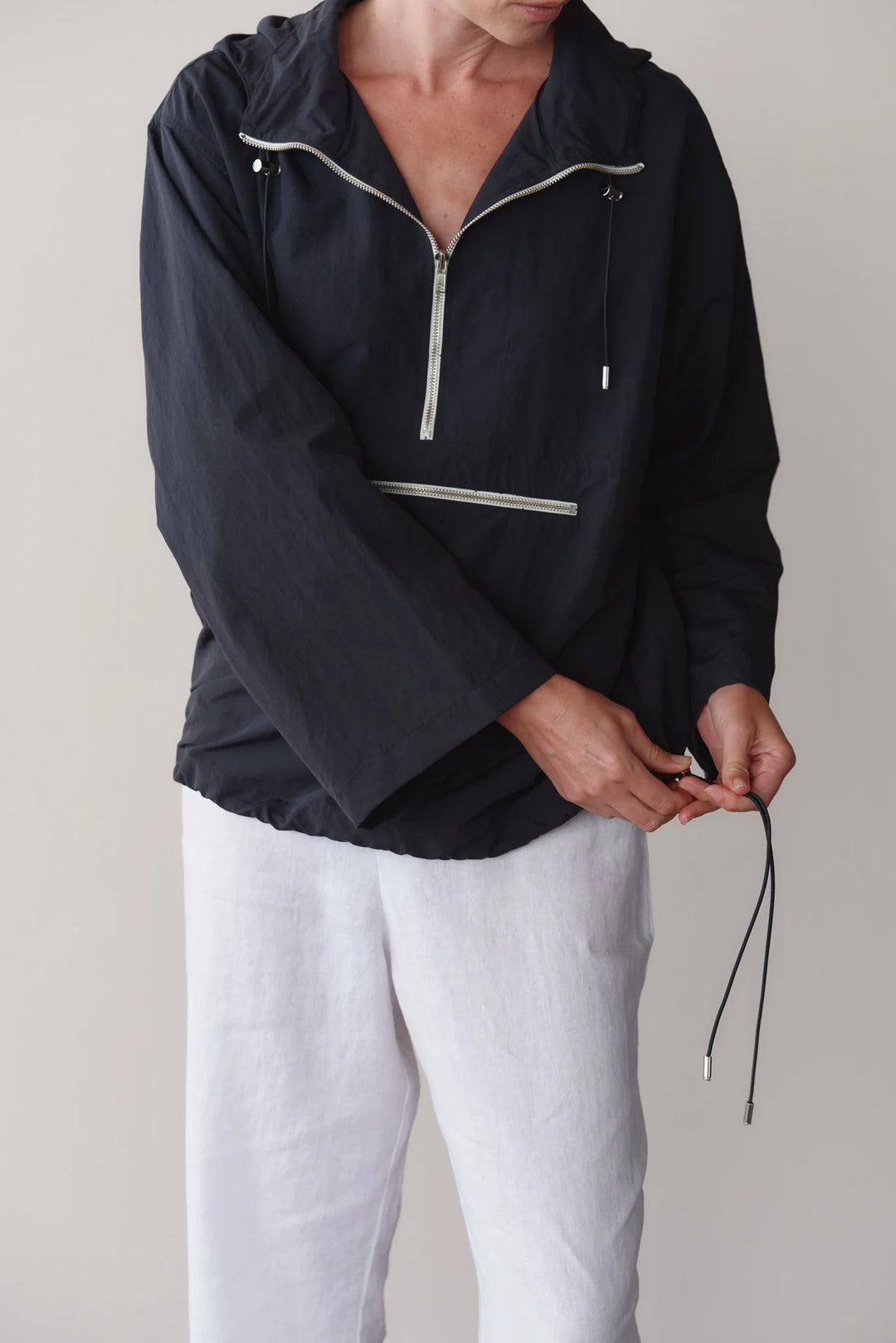 Donni – Nylon Anorak in Jet