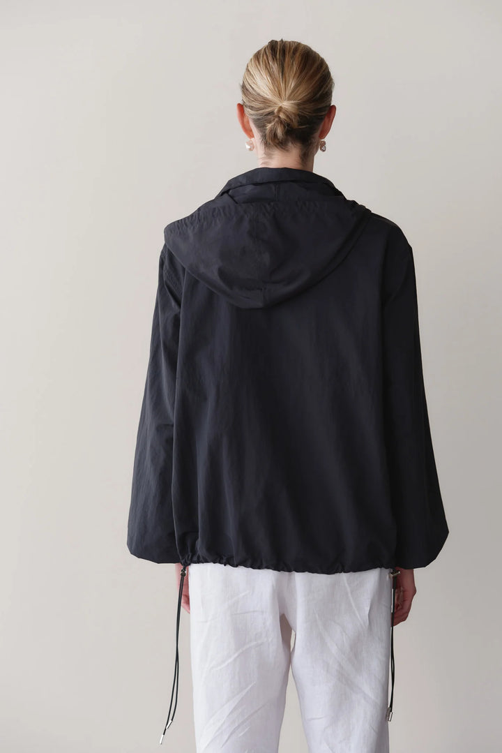 Donni – Nylon Anorak in Jet
