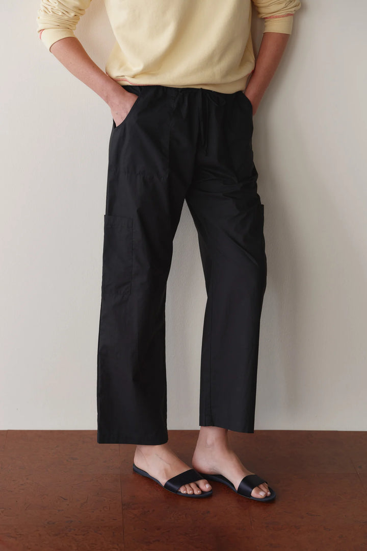 Donni – Pop Drawstring Cargo Pant in Jet