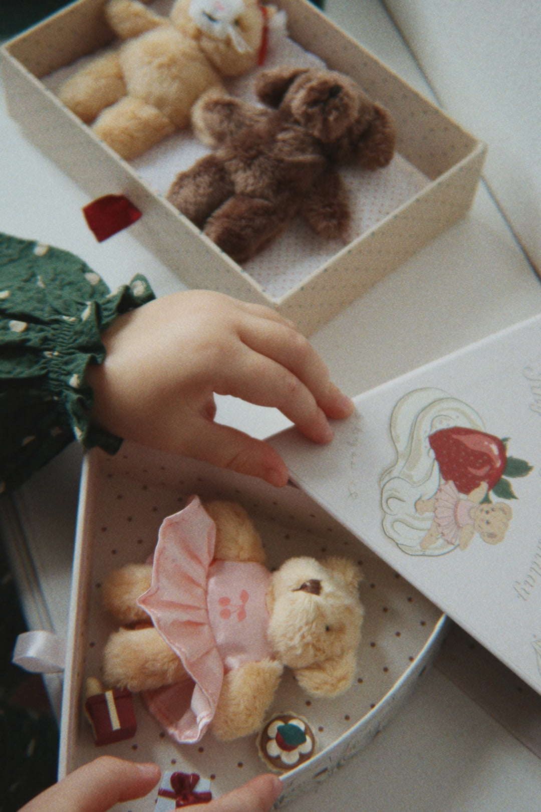 Konges Slojd - Tiny Teddy Best Friends in Play Box