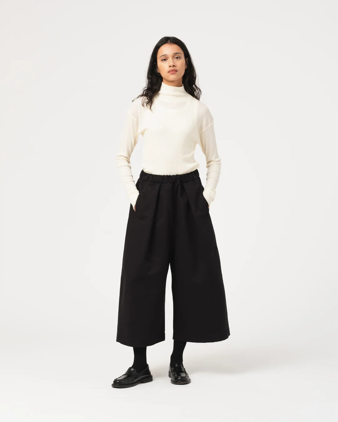 Girls of Dust - Rib Wool Turtleneck in Off White
