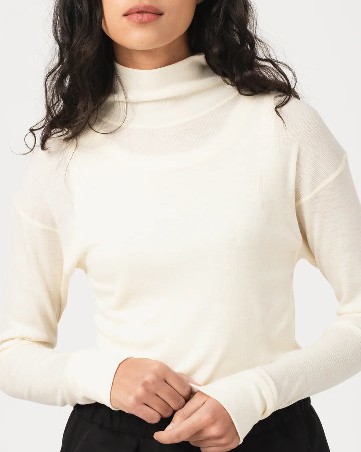 Girls of Dust - Rib Wool Turtleneck in Off White