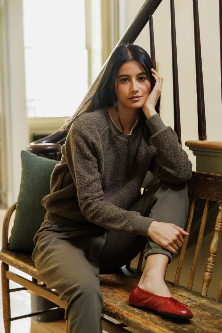 Perfect White Tee - Ziggy Reverse Fleece Shrunken Crewneck in Dark Olive