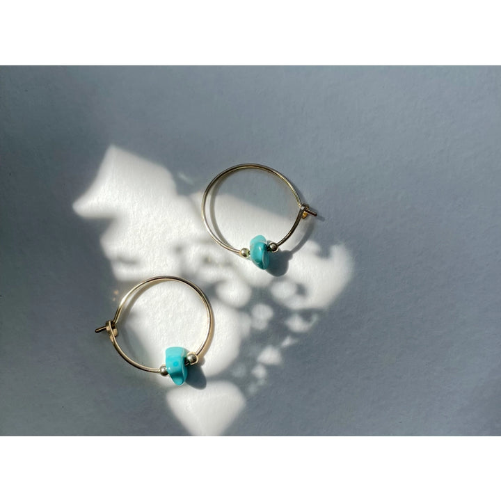 Cinq – Petite Turquoise Earrings in Gold