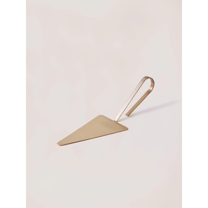 Fleck – Loop Brass Cake Server