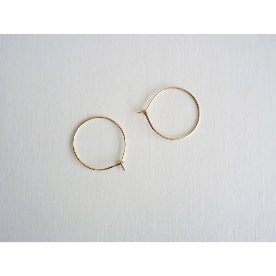 Cinq – Round Earrings in Gold