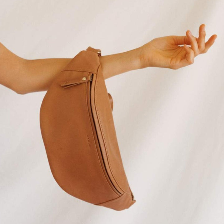 Mandrn - The Atlas Fanny Pack in Tan